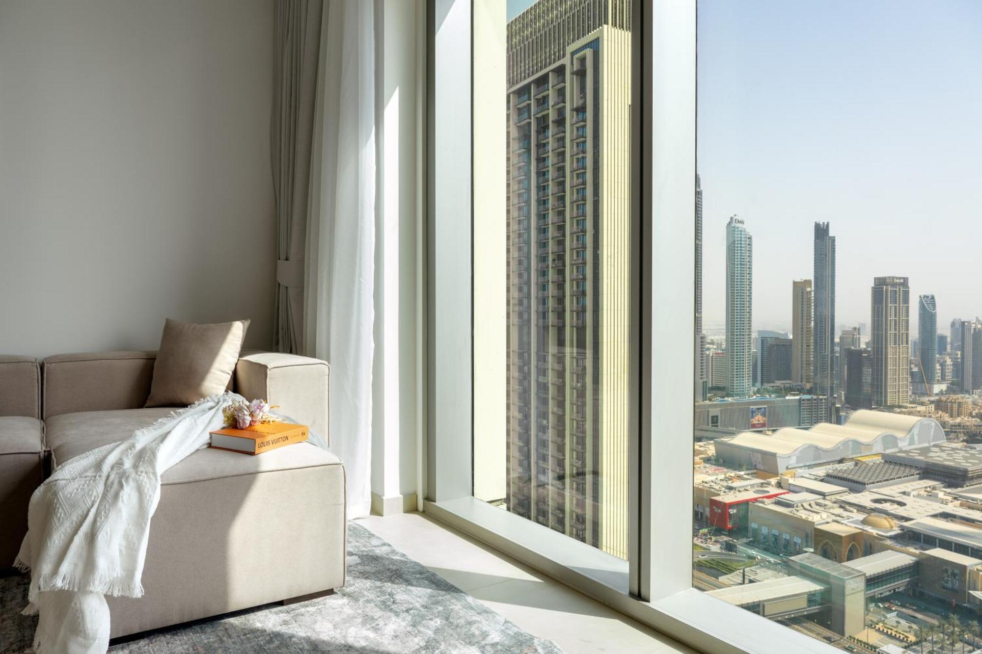 Burj View, Mall Walk, Big Pool Burj View Apartment