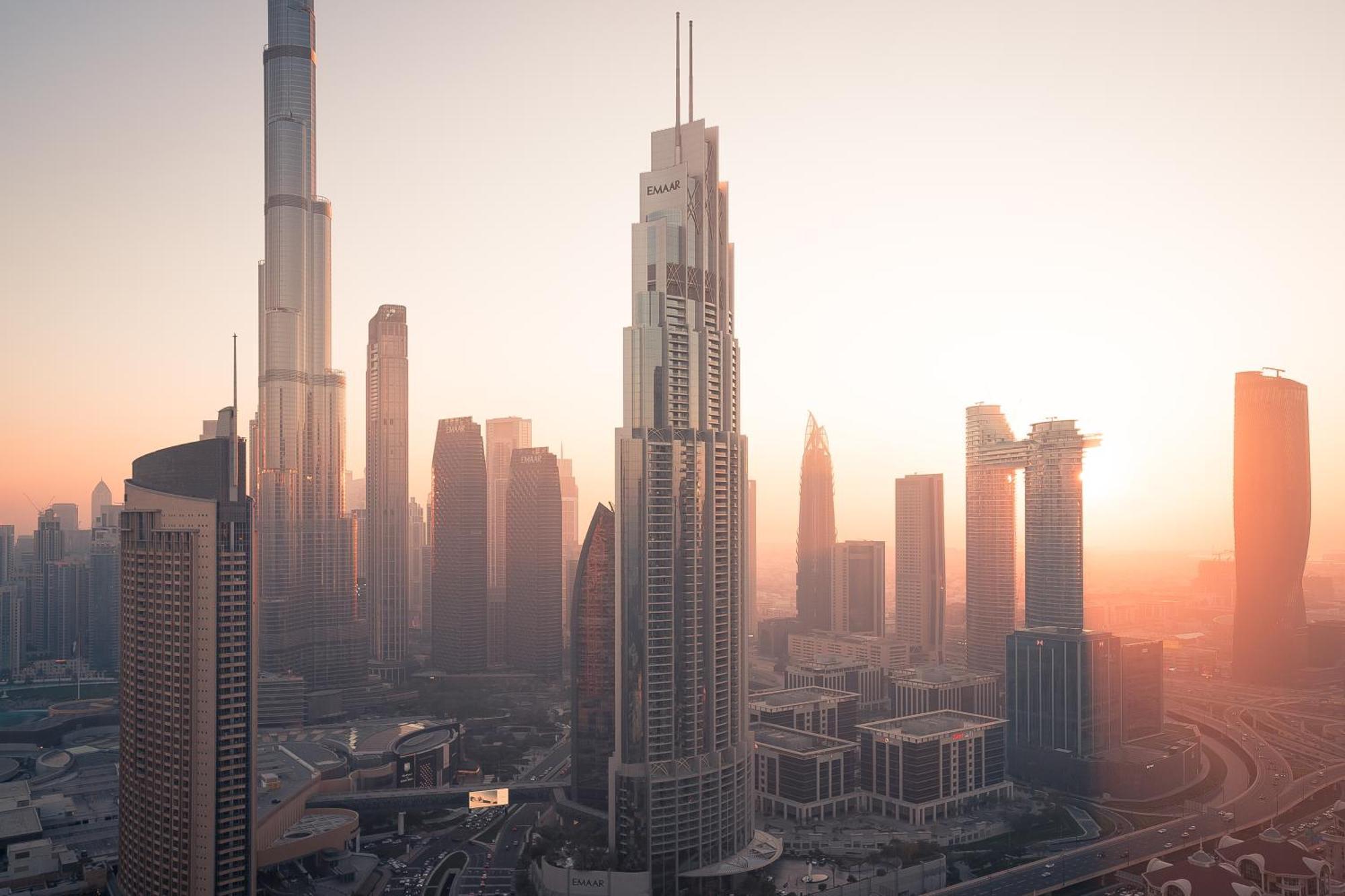 Burj View, Mall Walk, Big Pool Burj View